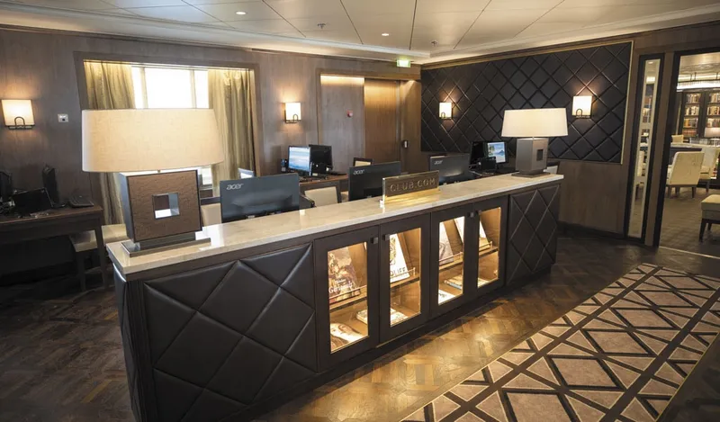 Seven Seas Mariner 43