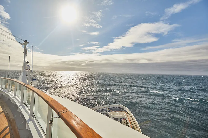 Observationslounge & Bibliotek 3