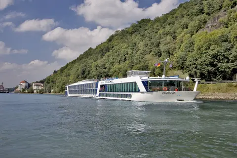 AmaDante — AmaWaterways
