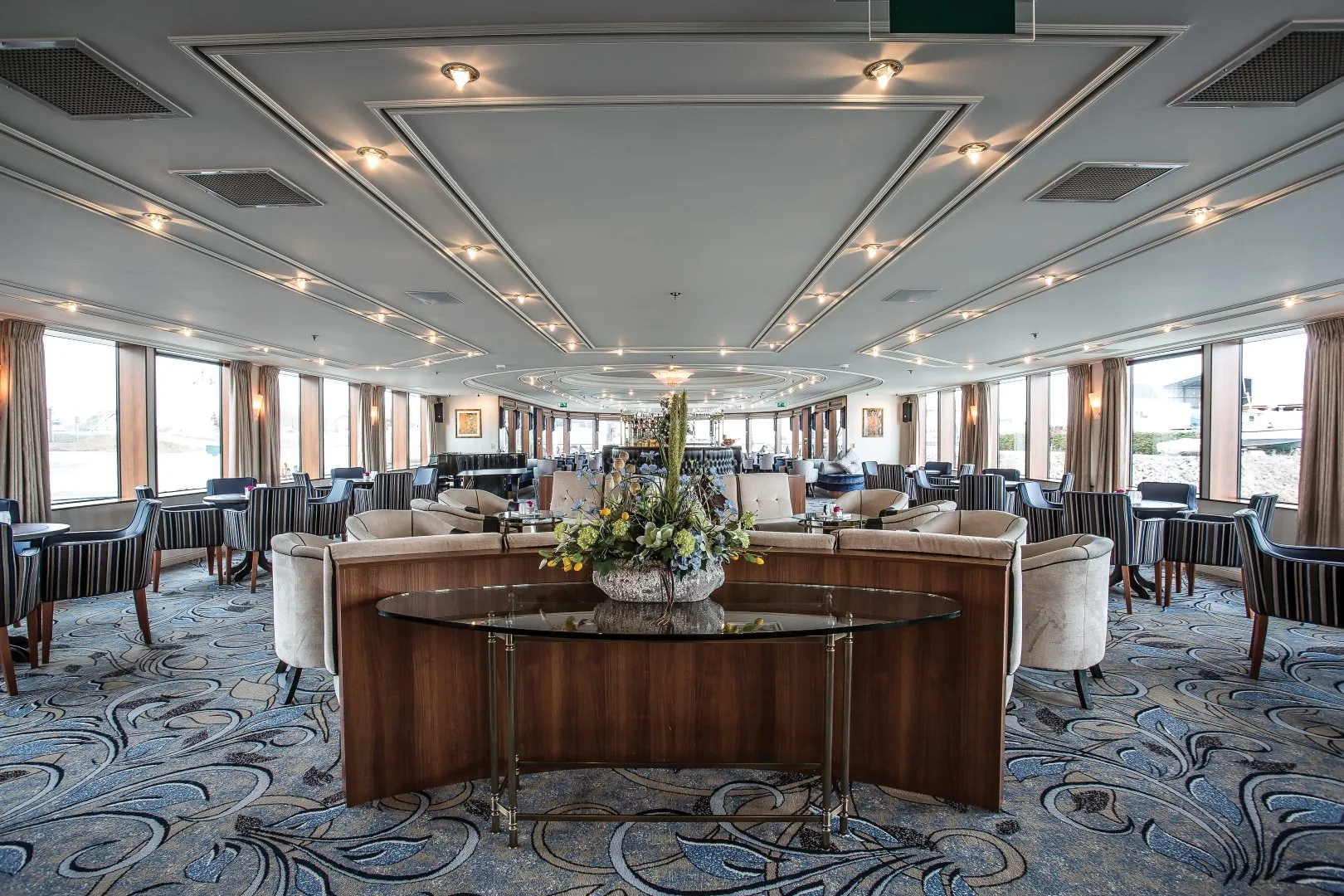 Panorama Lounge & Bar