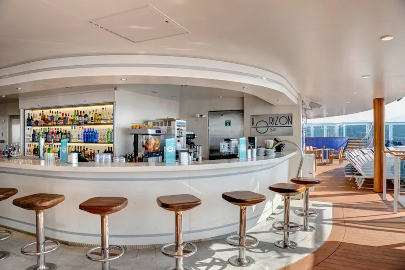 Horizon Bar 1