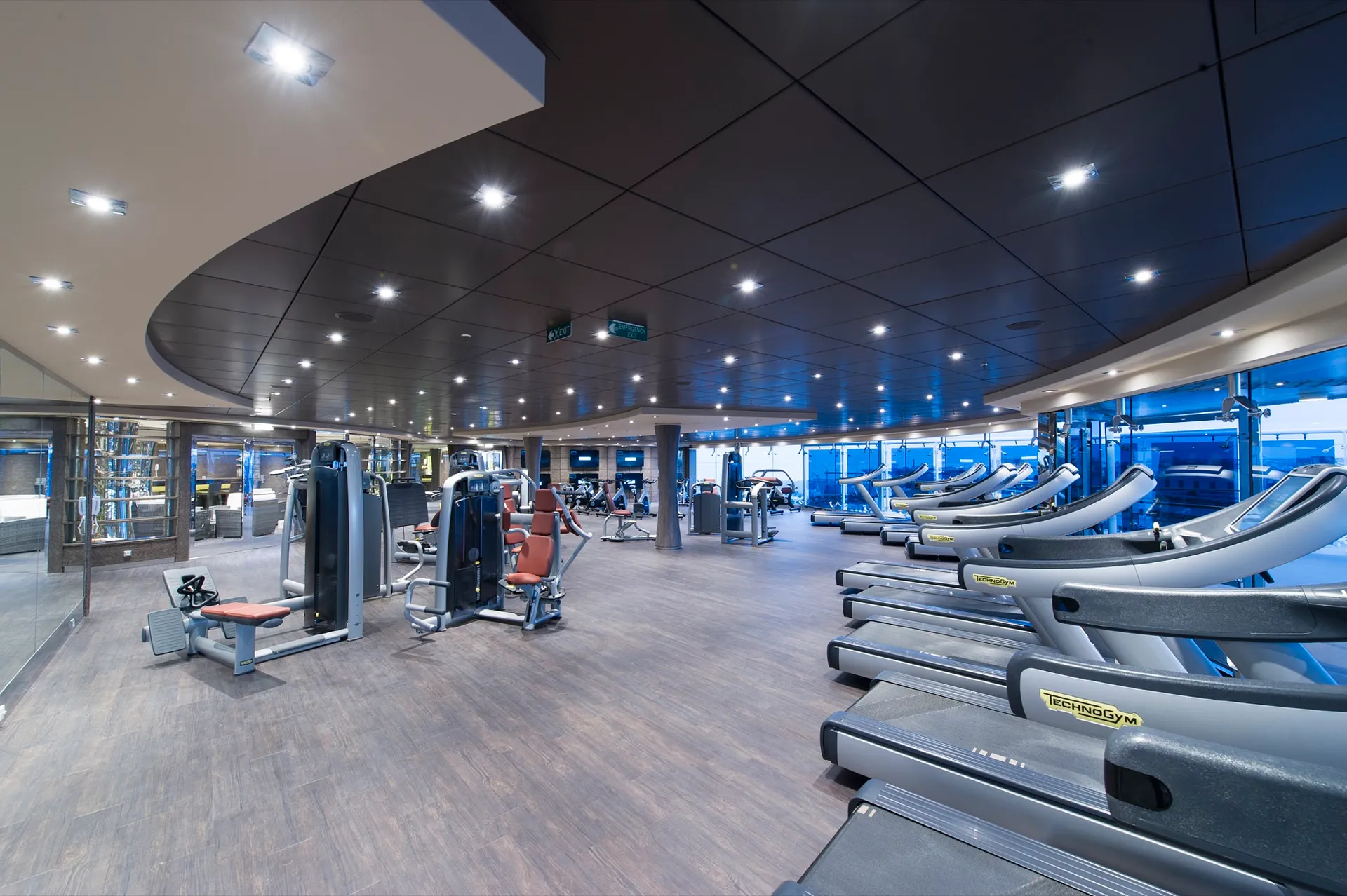 TechnoGym® 健身中心 2