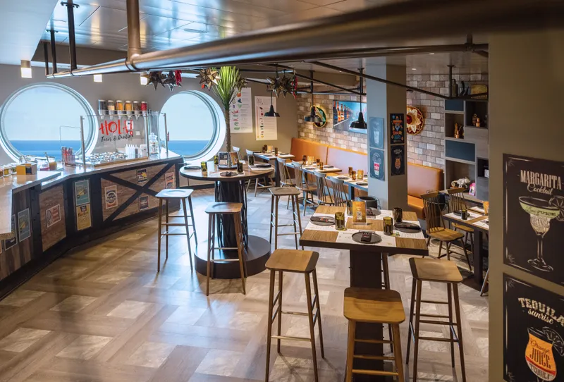 Hola! Tacos & Cantina 