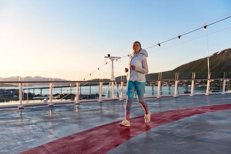 Pistă de alergare în aer liber 3