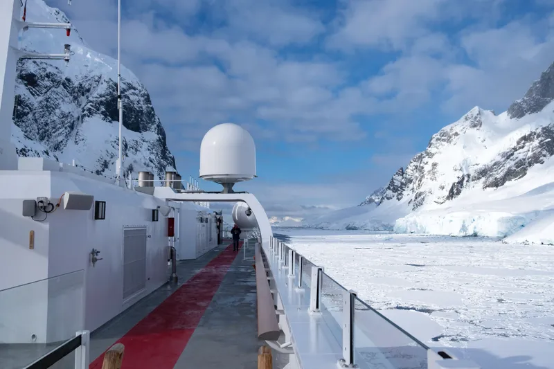 Pistă de alergare în aer liber 2