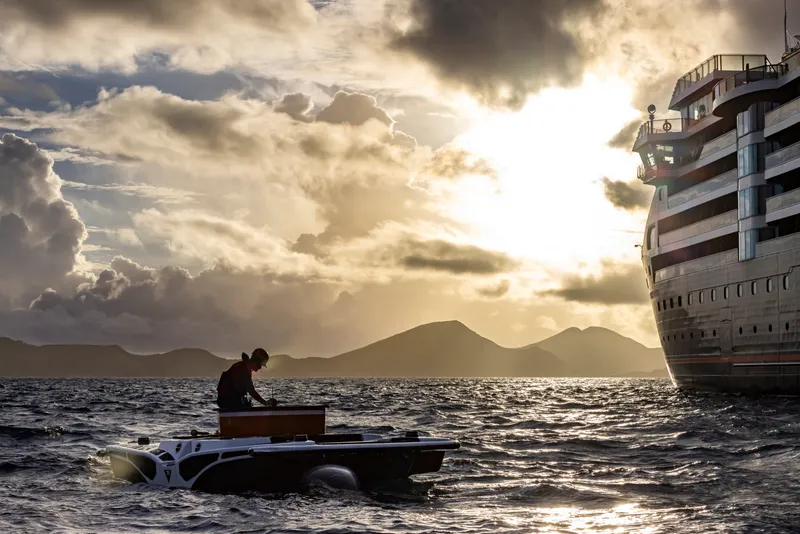 Submarinele Expediției Seabourn 2