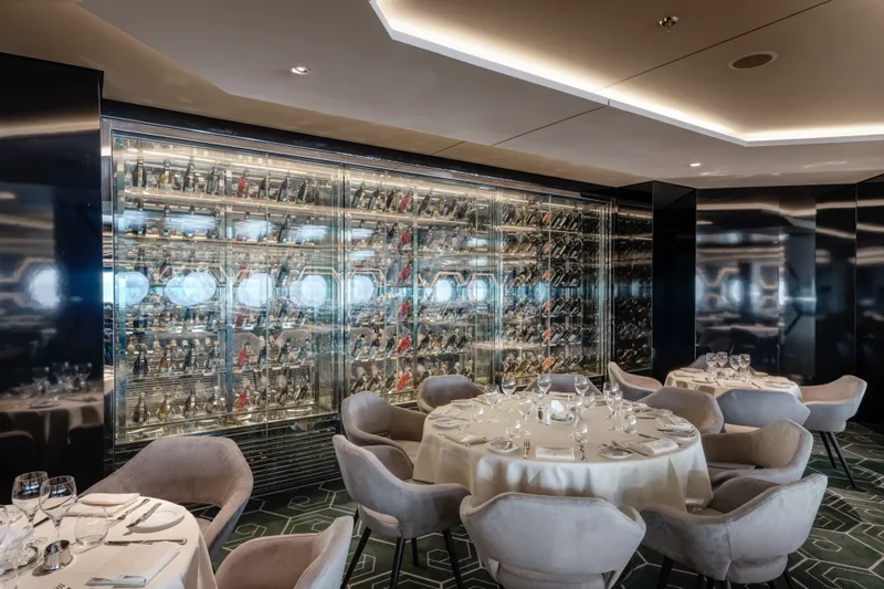 Hexagon Restaurant 2