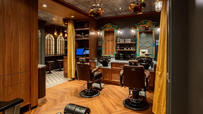 Salon & Barber