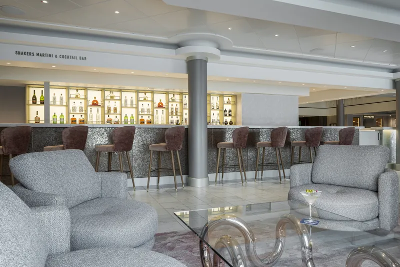 Shakers Martini & Cocktail Bar