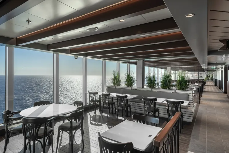 Bufetová restaurace Marketplace 1