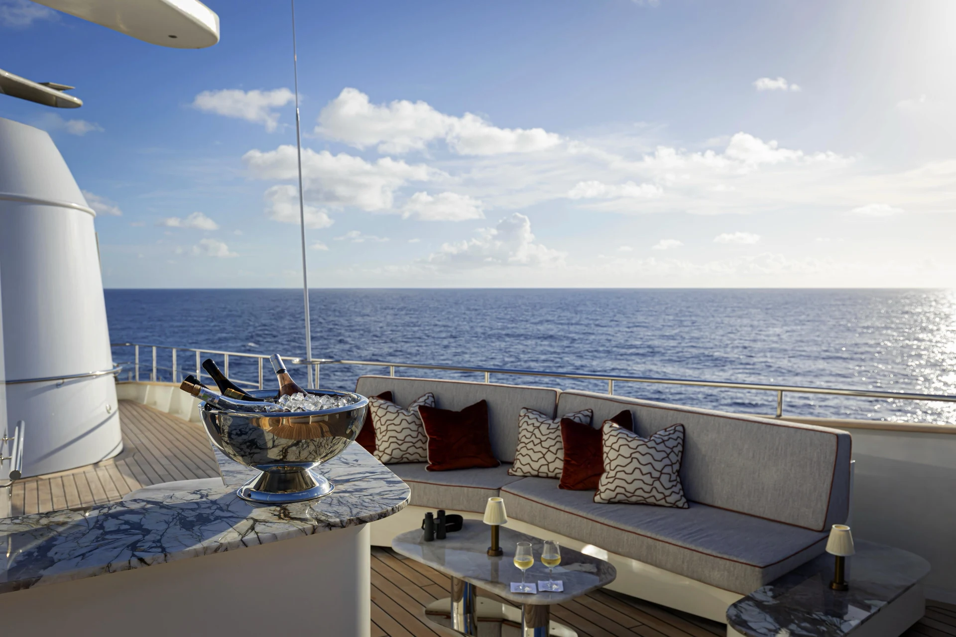 Sun Deck Lounge Bar