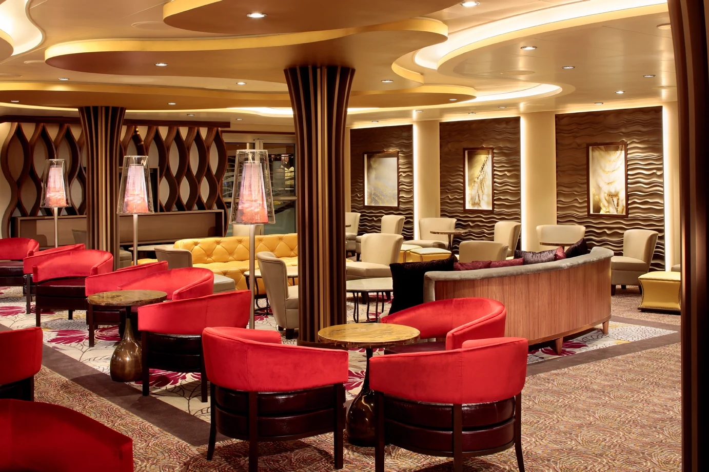 Crown Lounge