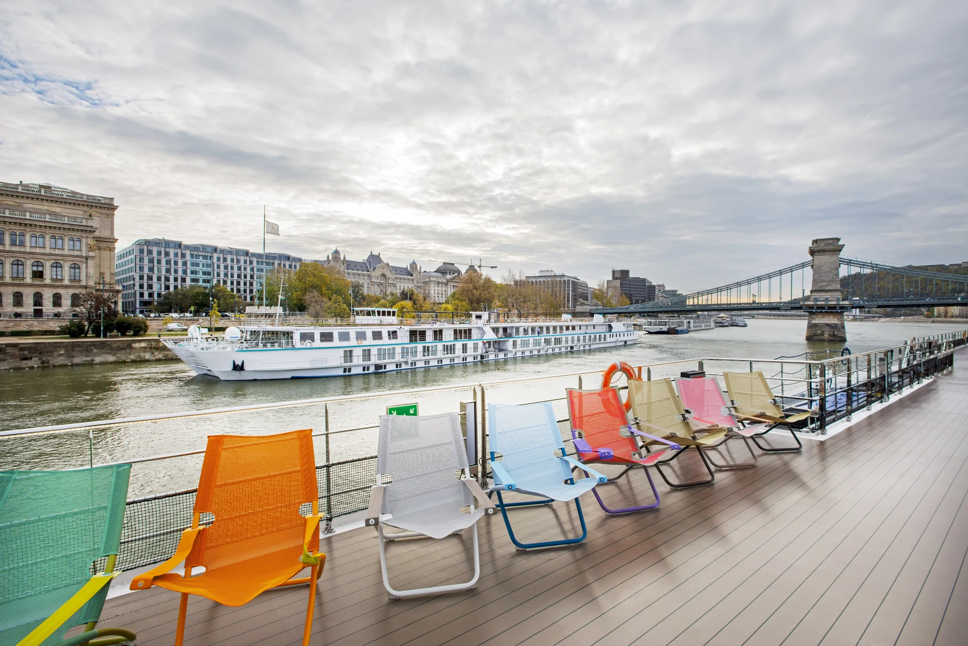 Vista Deck
