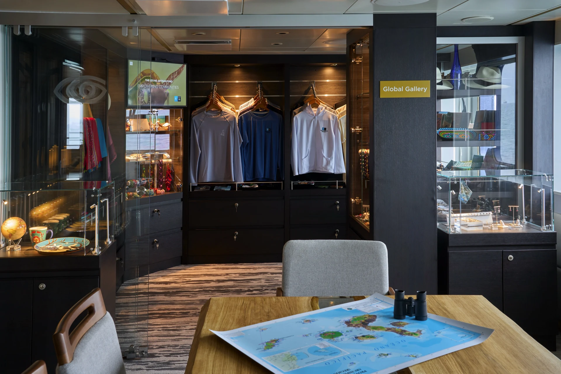 Global Gallery