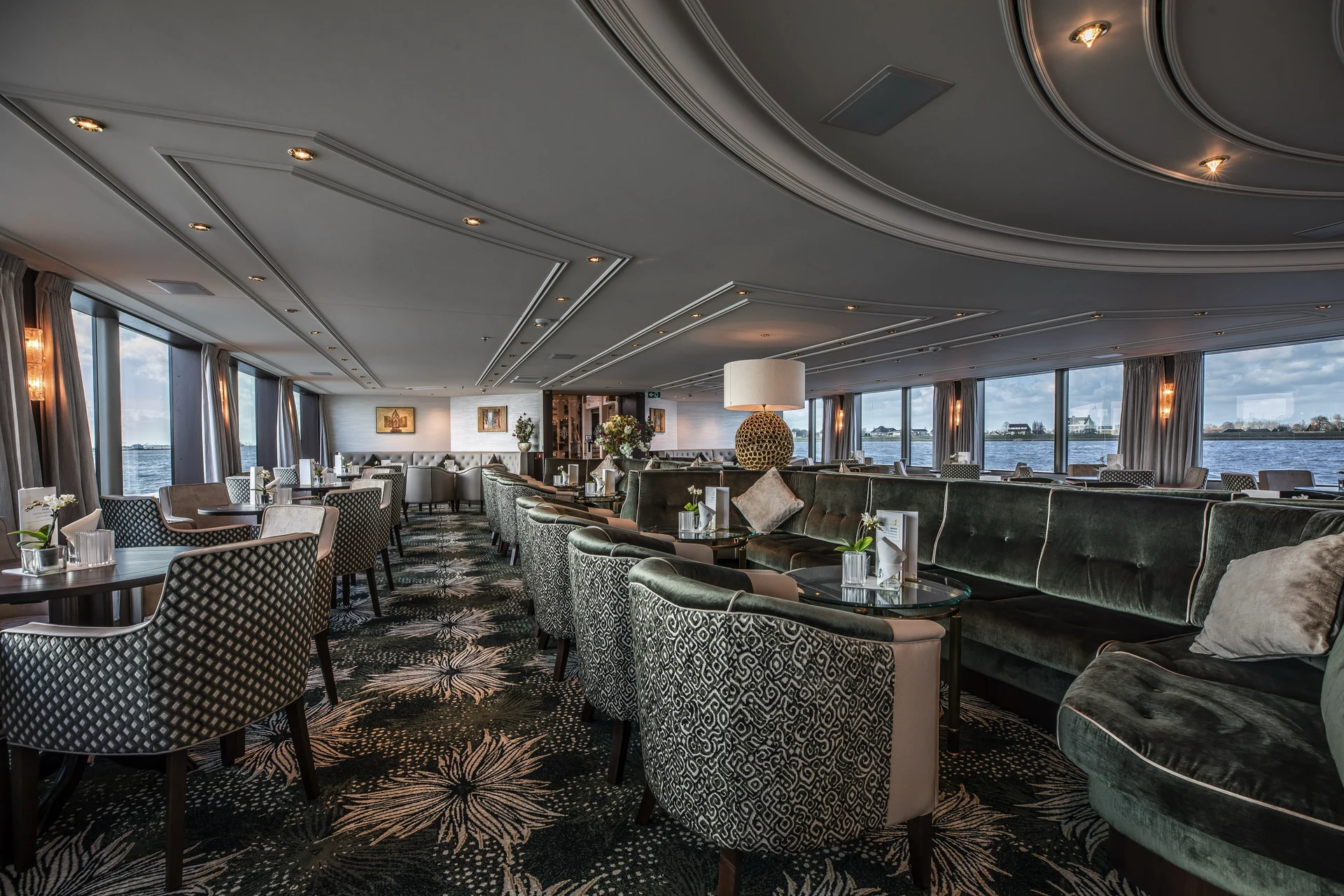 Observation Lounge & Bar