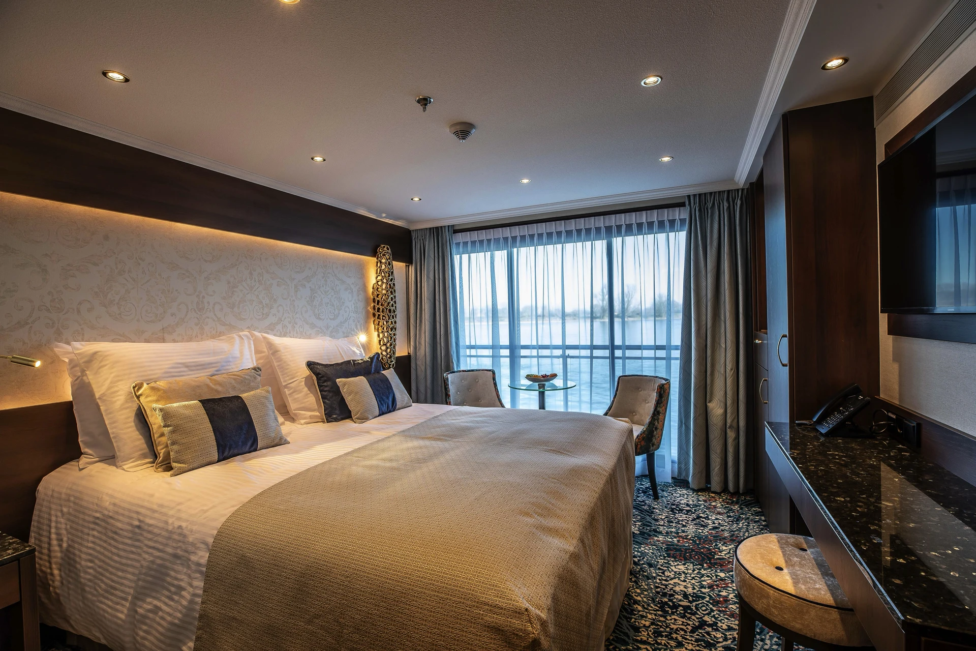 Standard Suite