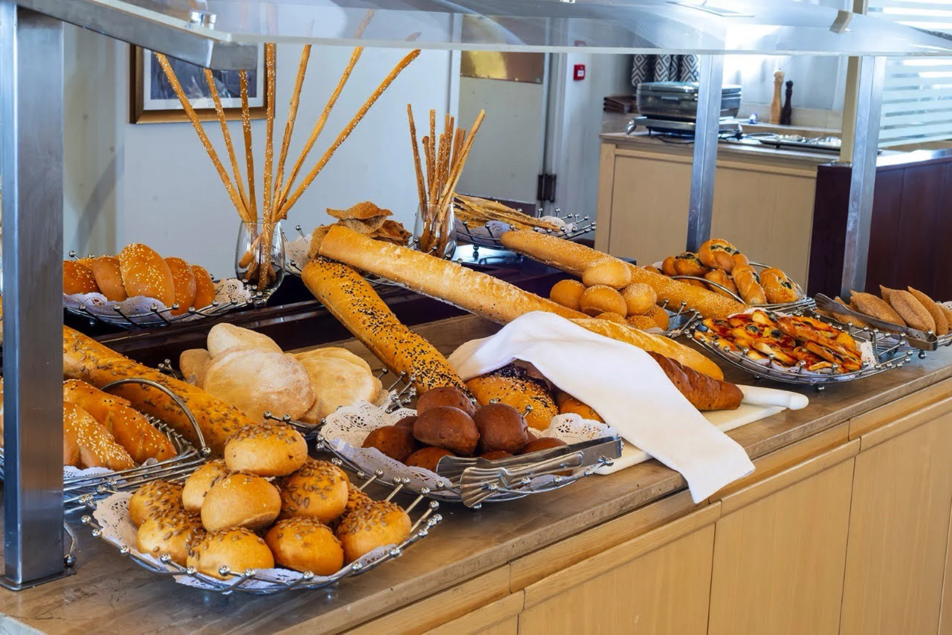 A La Carte Dining
