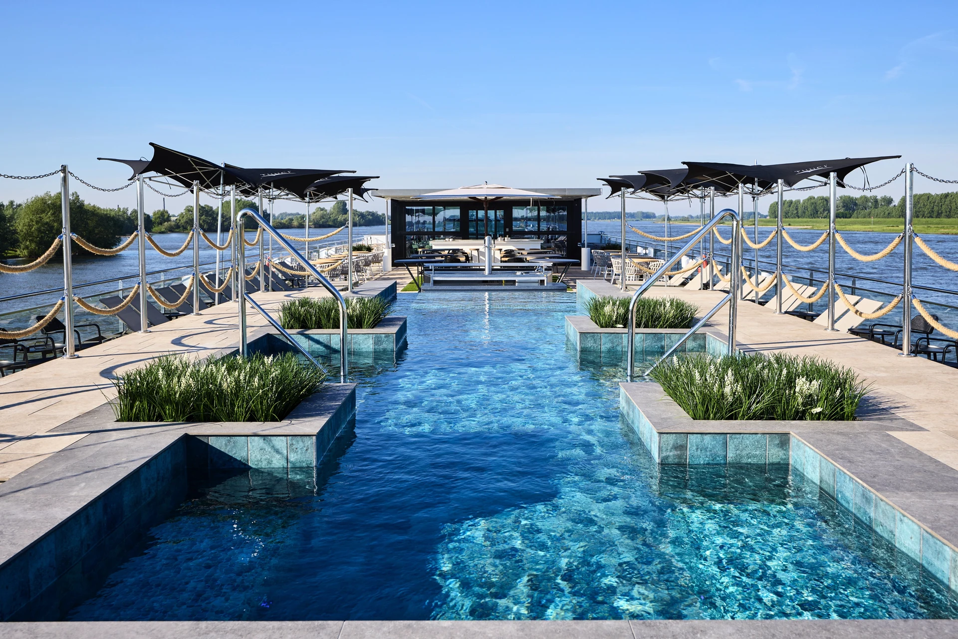 Sun Deck