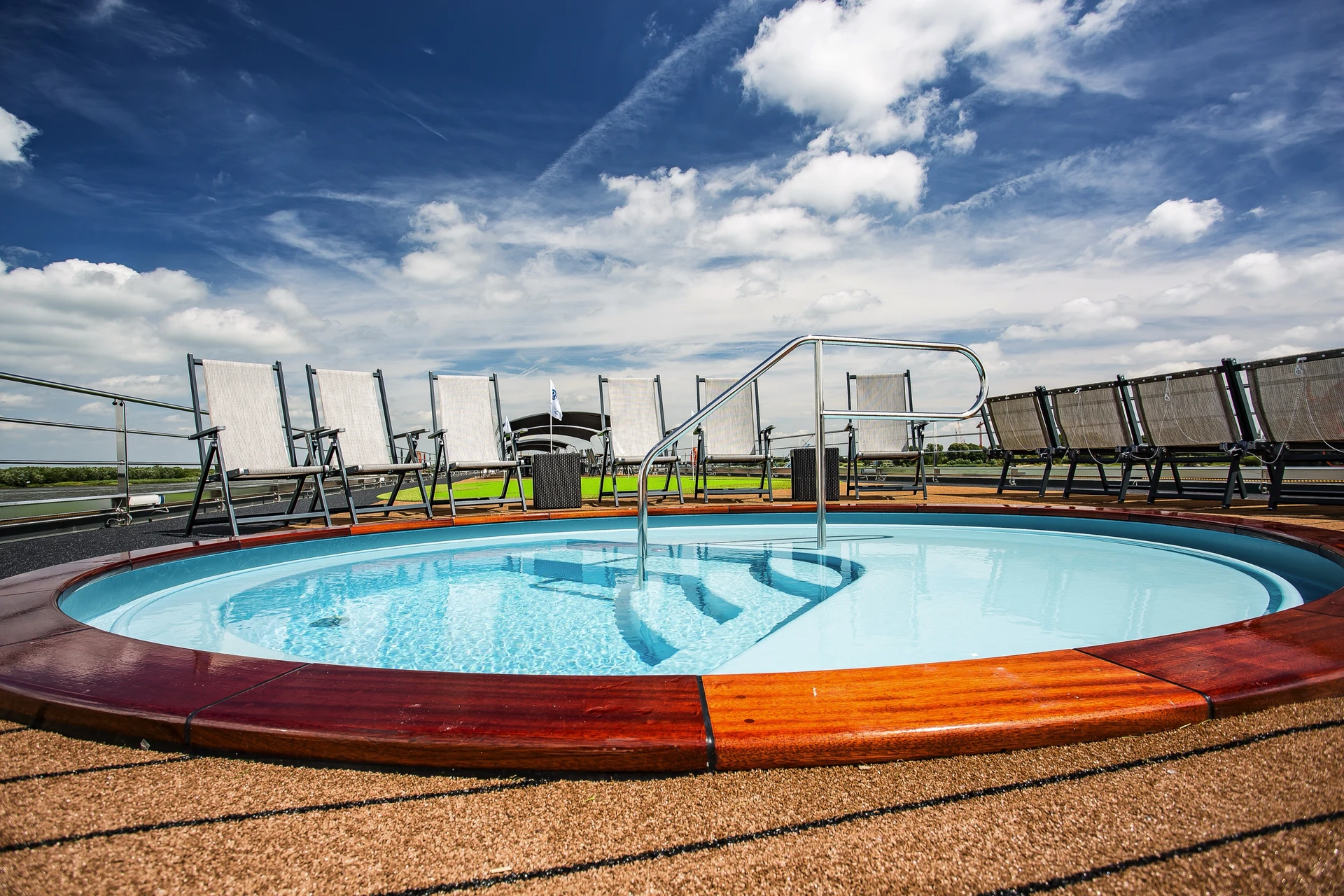 Splash Pool