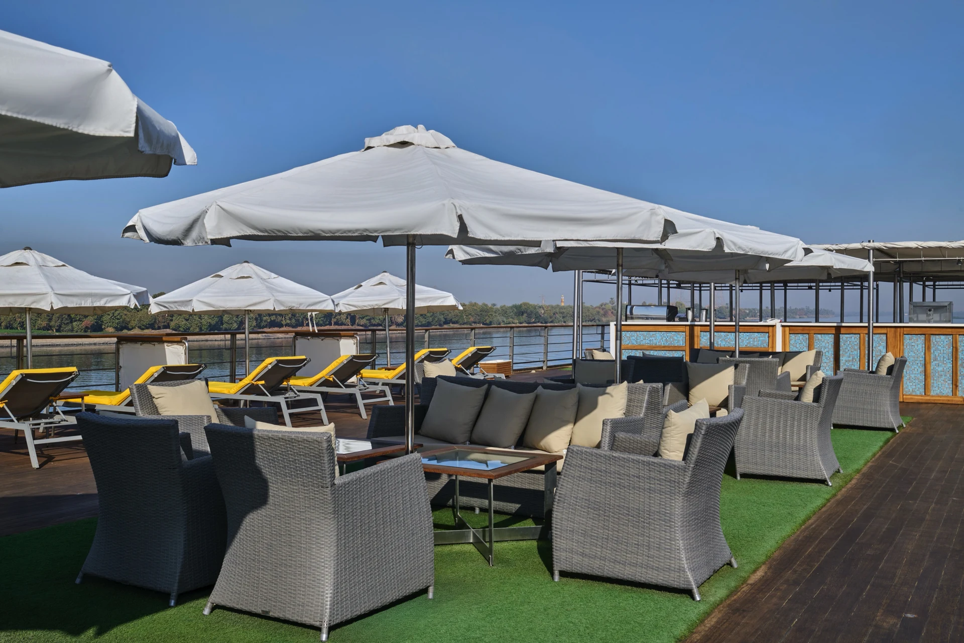 Sun Deck Restaurant