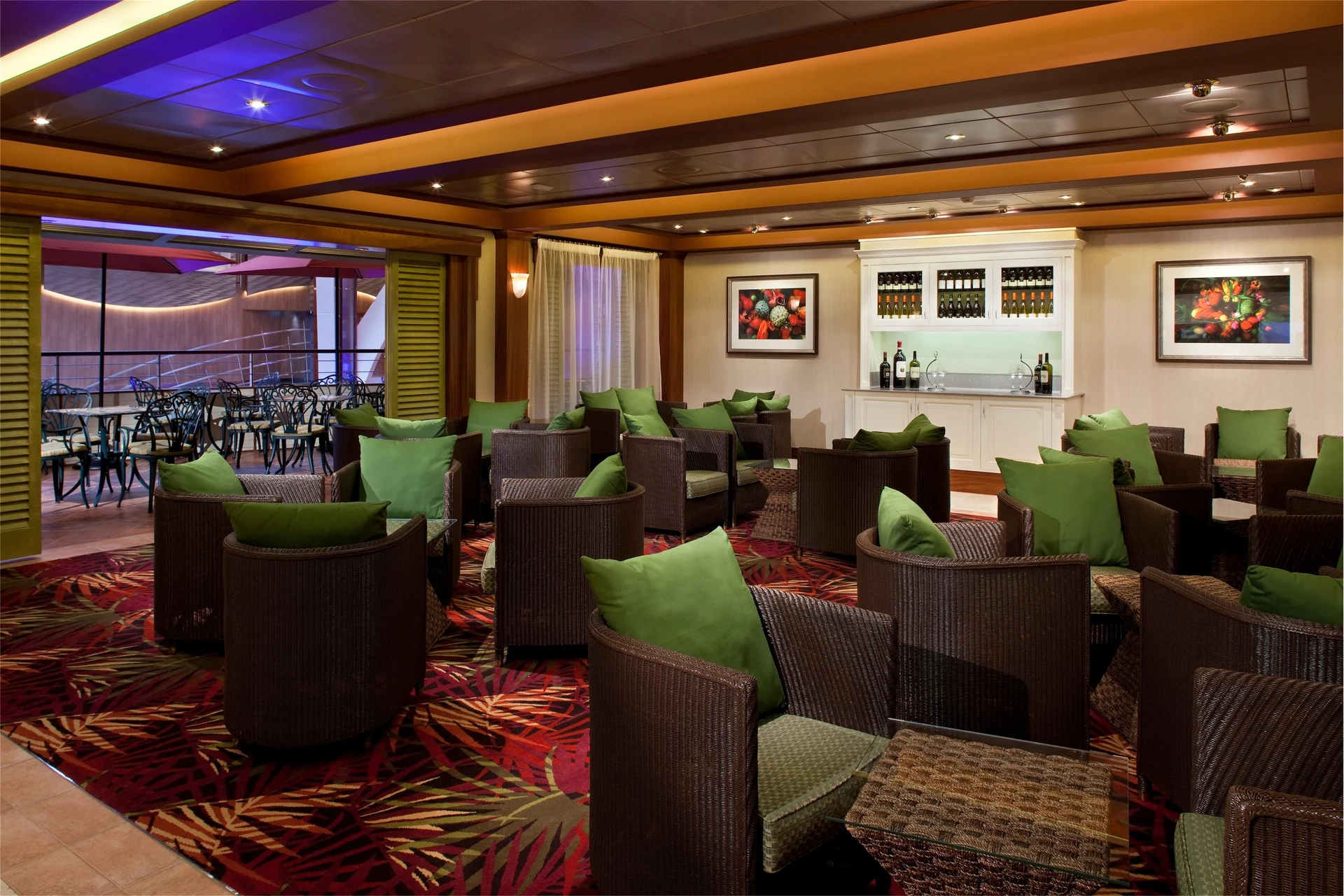 Crown Lounge