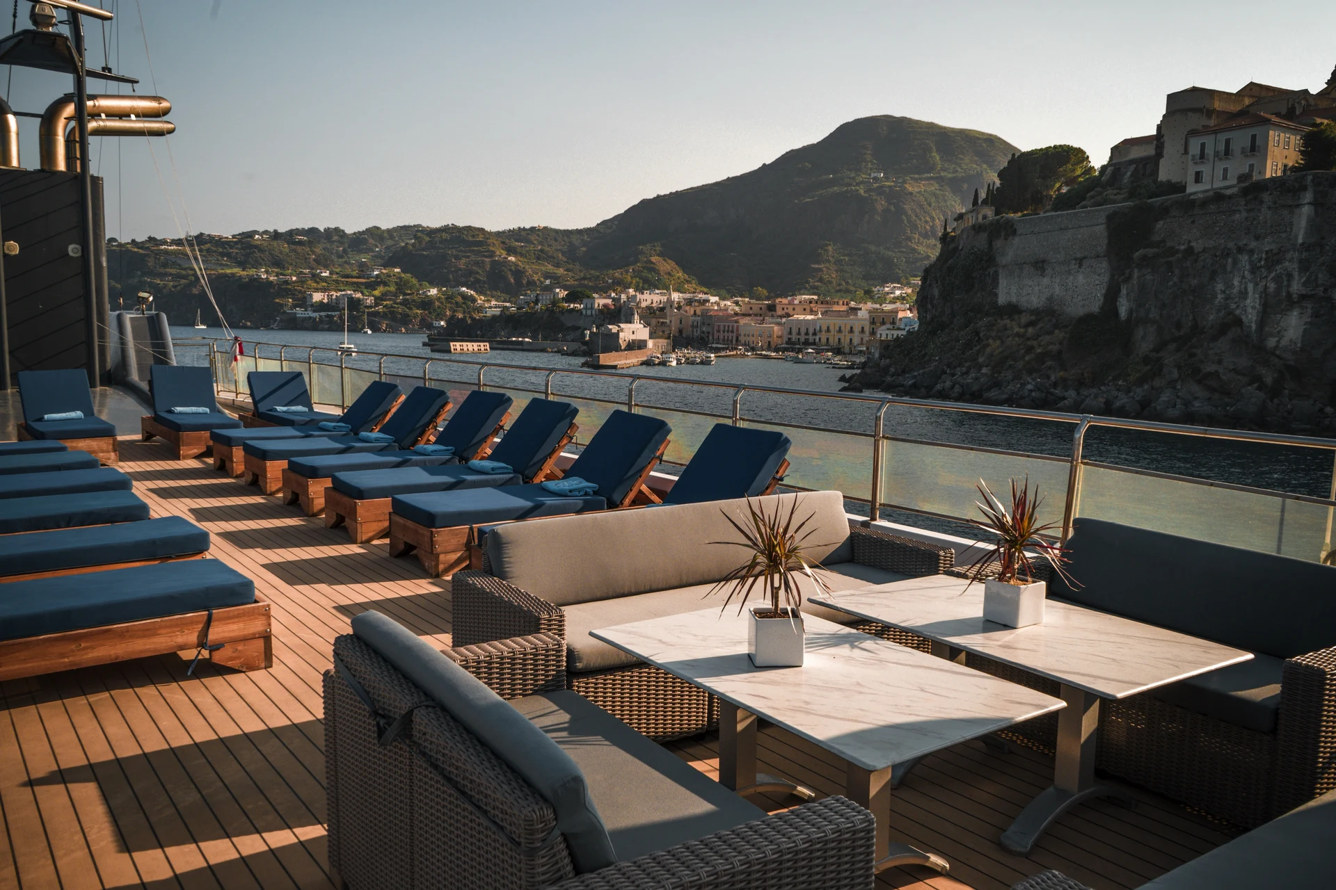 Sundeck