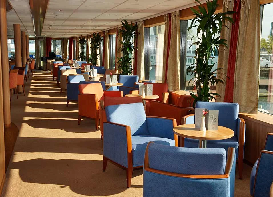 The Lounge
