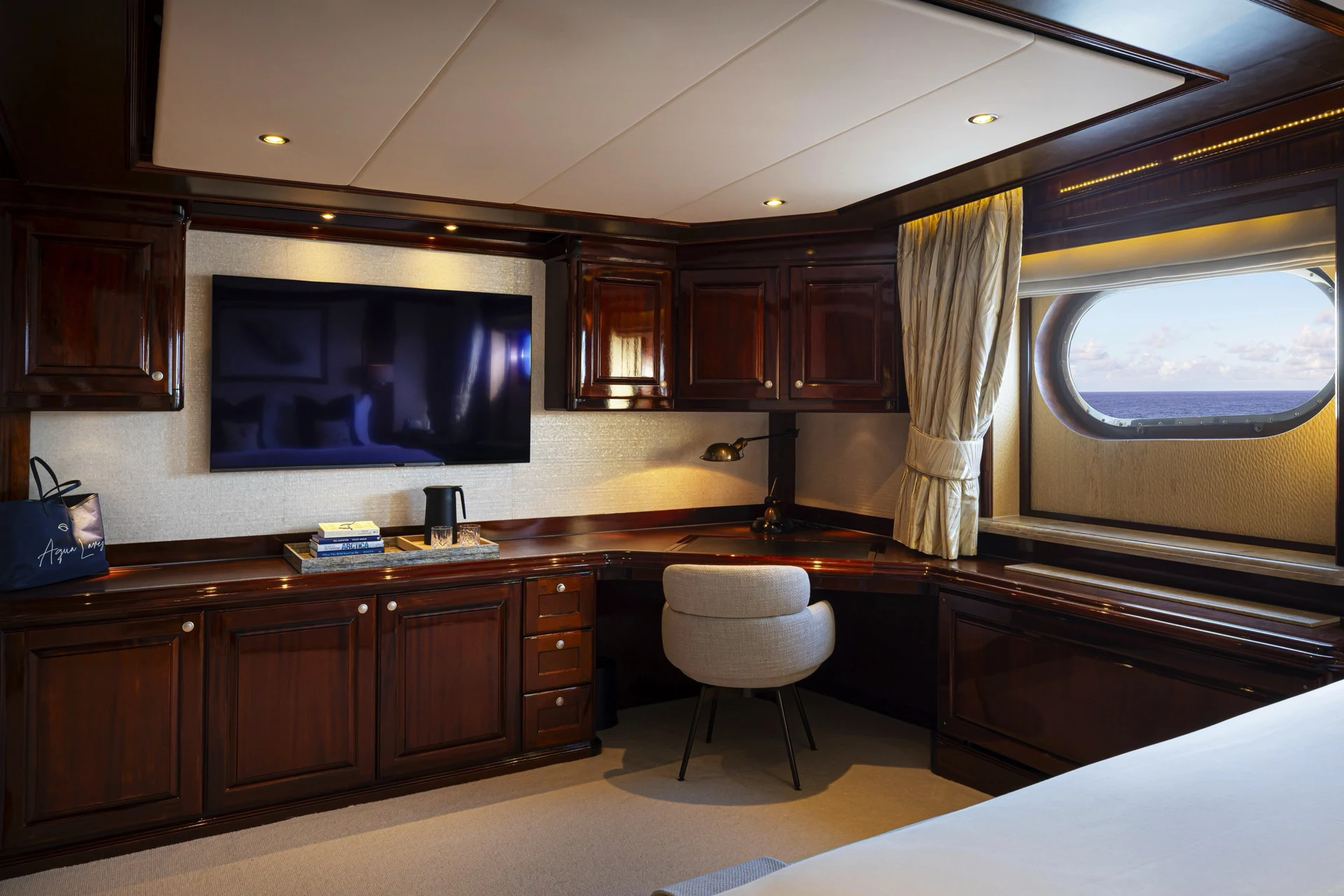 CAT III: Cabin 203