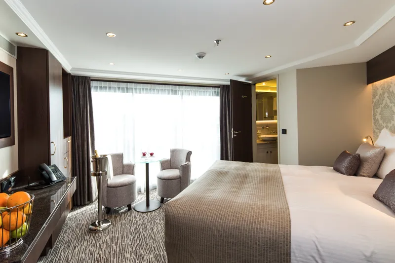 Superior Suites