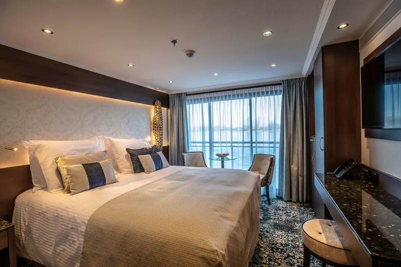 Standard Suite