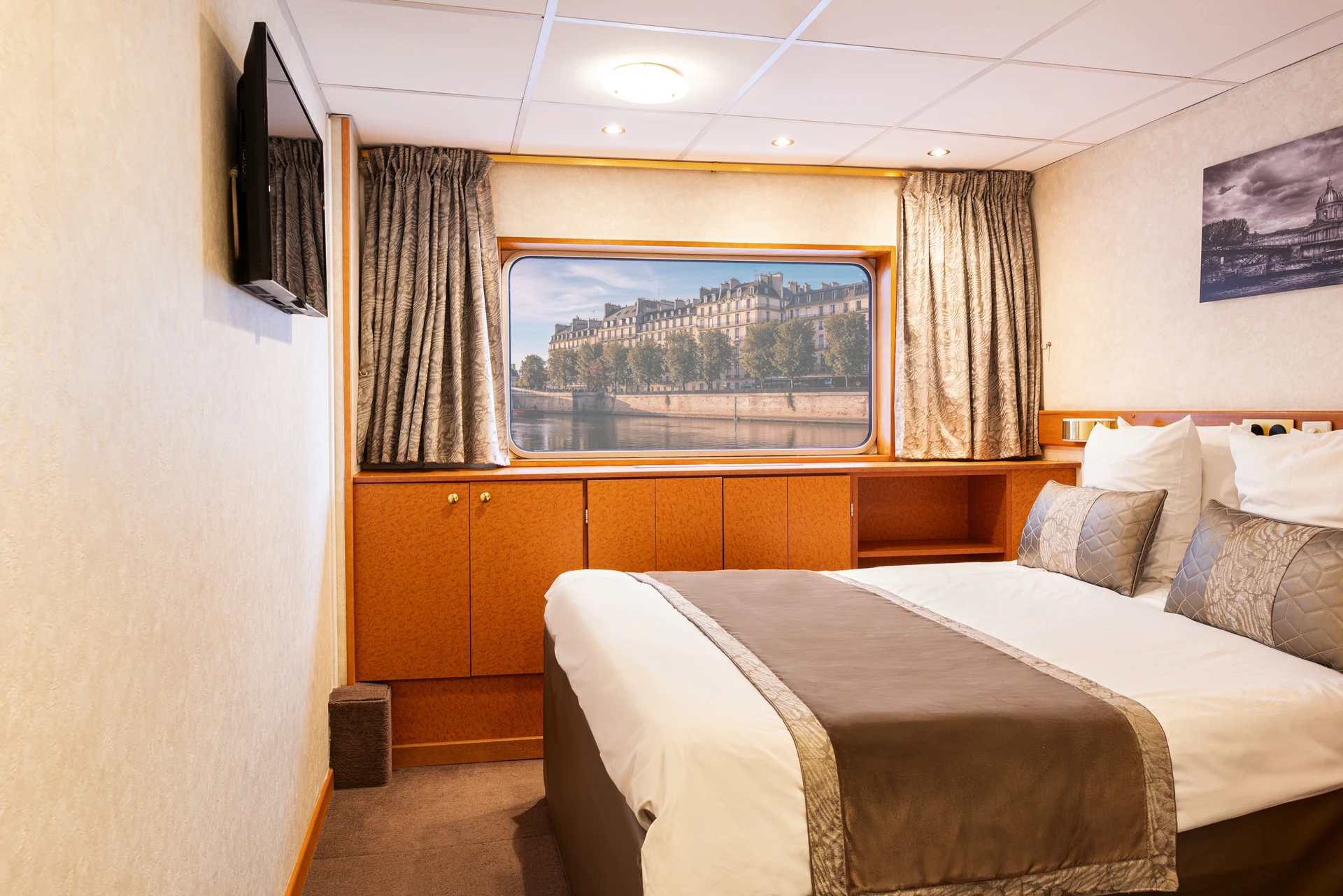 Main Deck 1 Bed Single Cat C