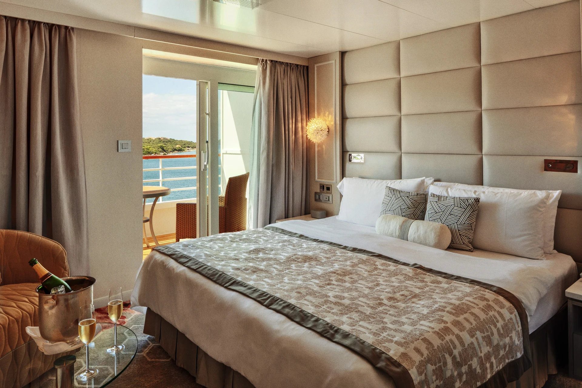 Aquamarine Veranda Suite