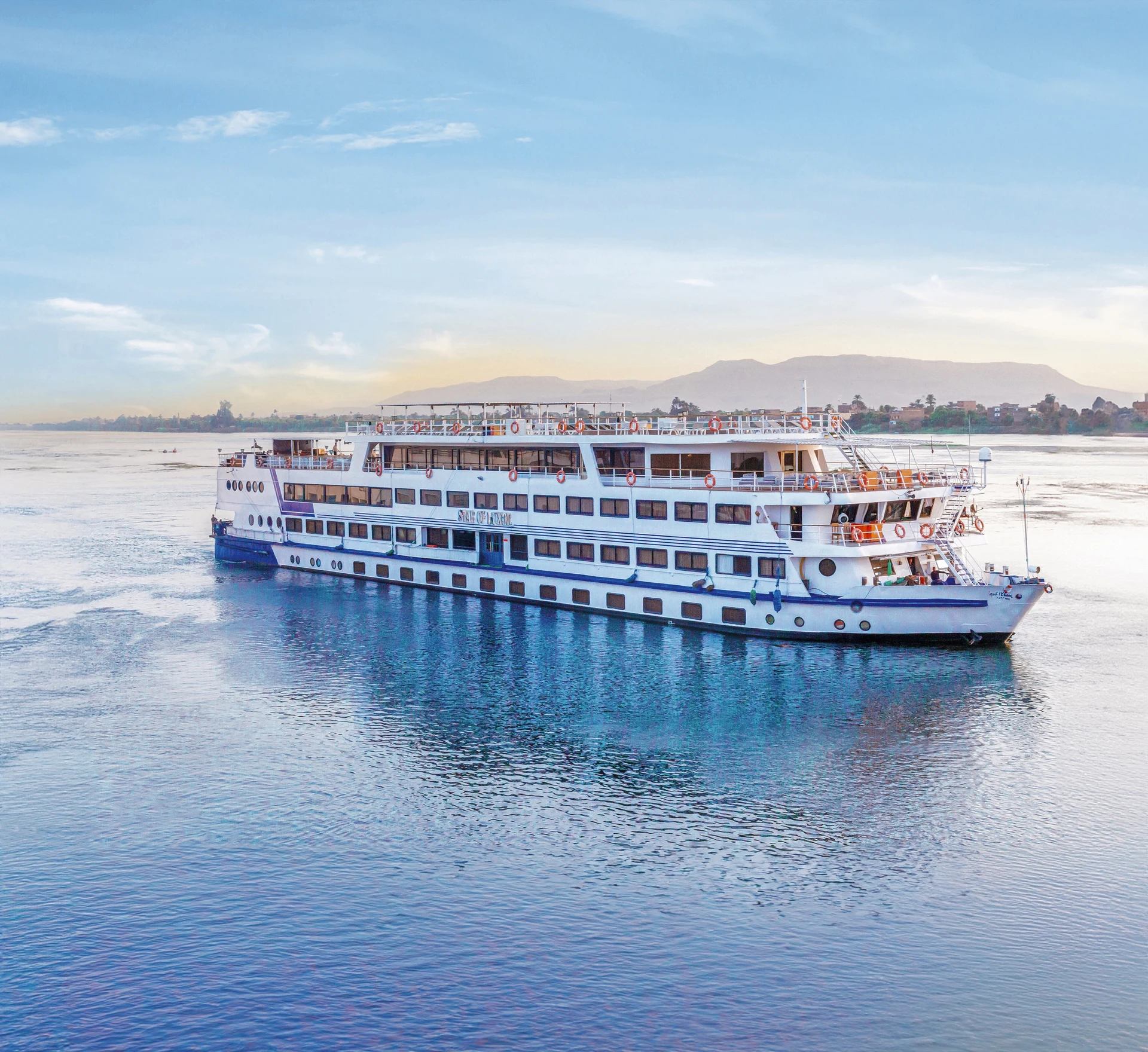 RV Star of Luxor — CroisiEurope