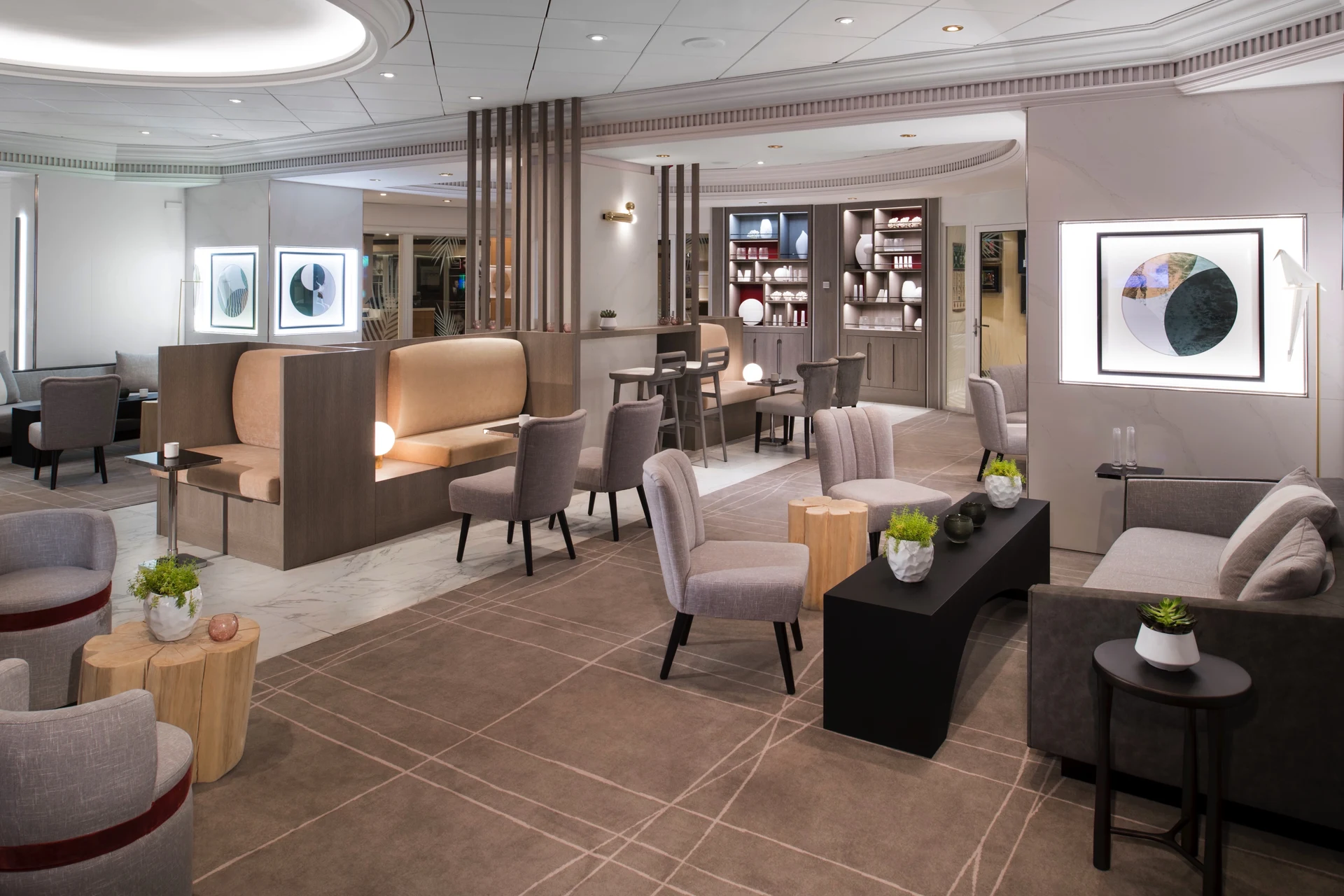Retreat Lounge