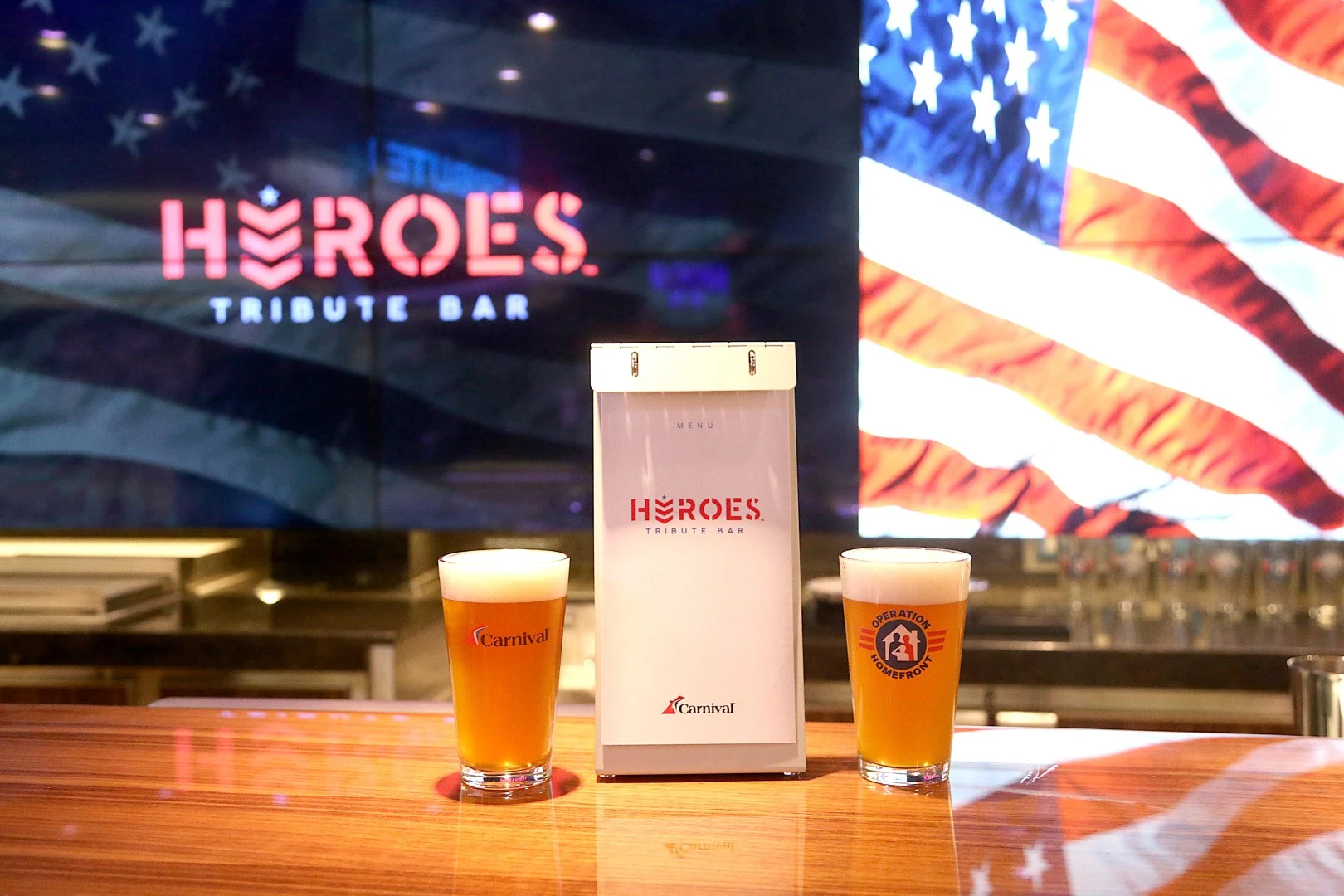 Heroes Tribute Bar & Lounge
