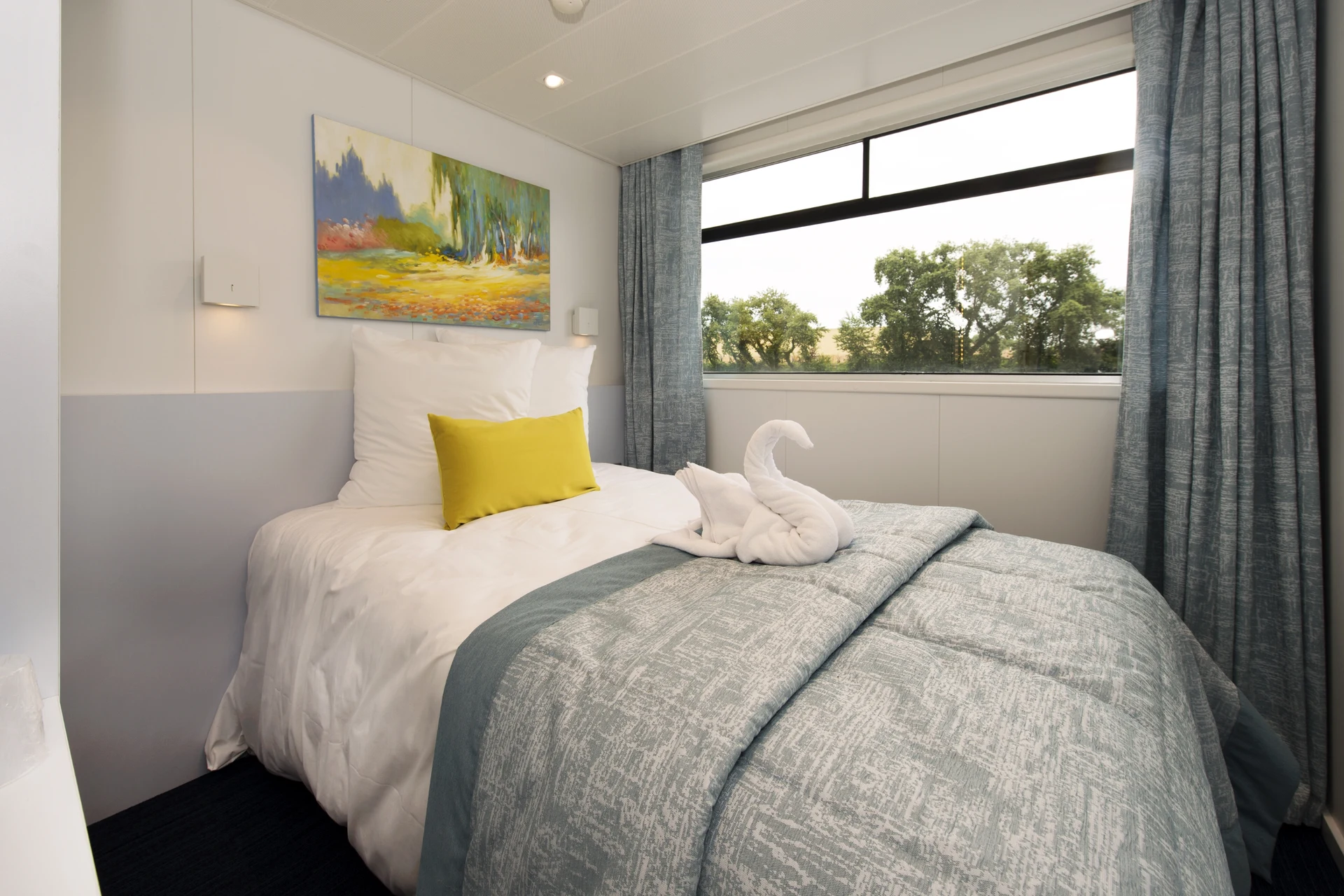 Upper Deck 1 Bed Single Cat B
