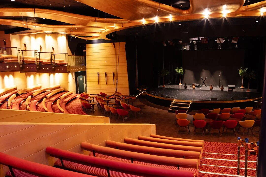Amphitheatro Show Lounge