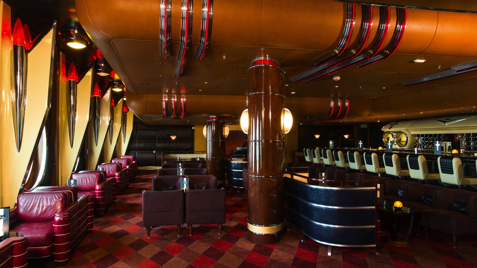 Cadillac Lounge